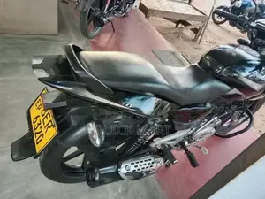 Bajaj Pulsar 150 2017