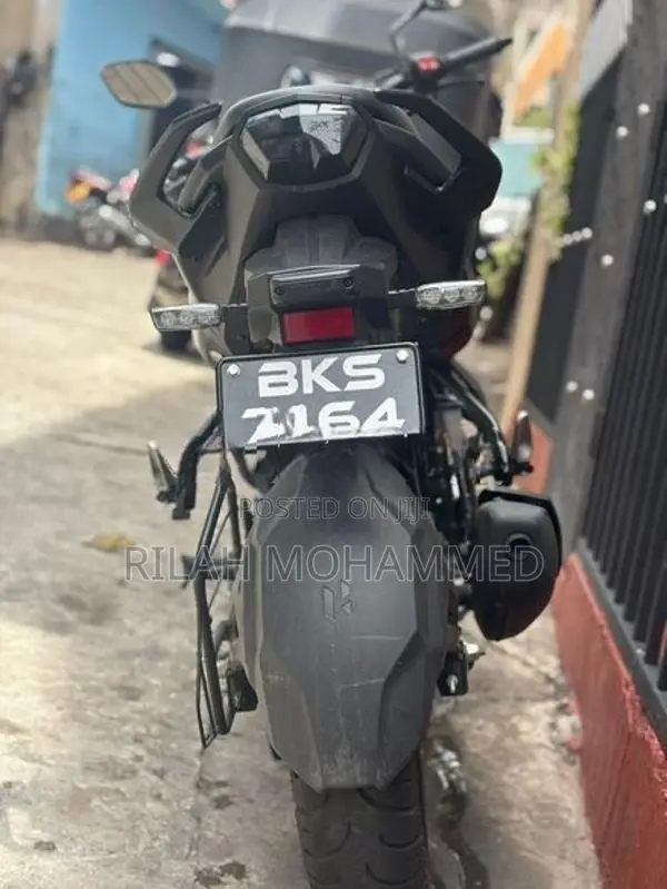 Hero Hunk 160R 2026