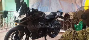 Bajaj Pulsar RS200 2018