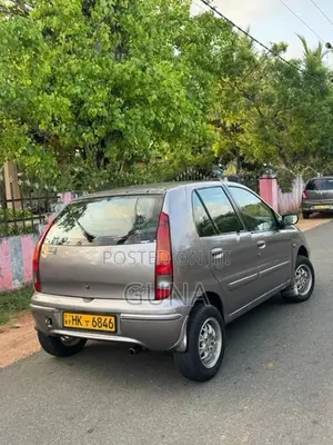 Tata Indica 2005