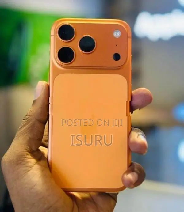 Apple iPhone 17 Pro Cosmic Orange (Used)