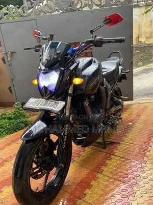 Yamaha FZ S 2014