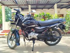 Bajaj Platina 2017