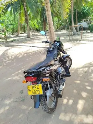 Bajaj Platina 2017