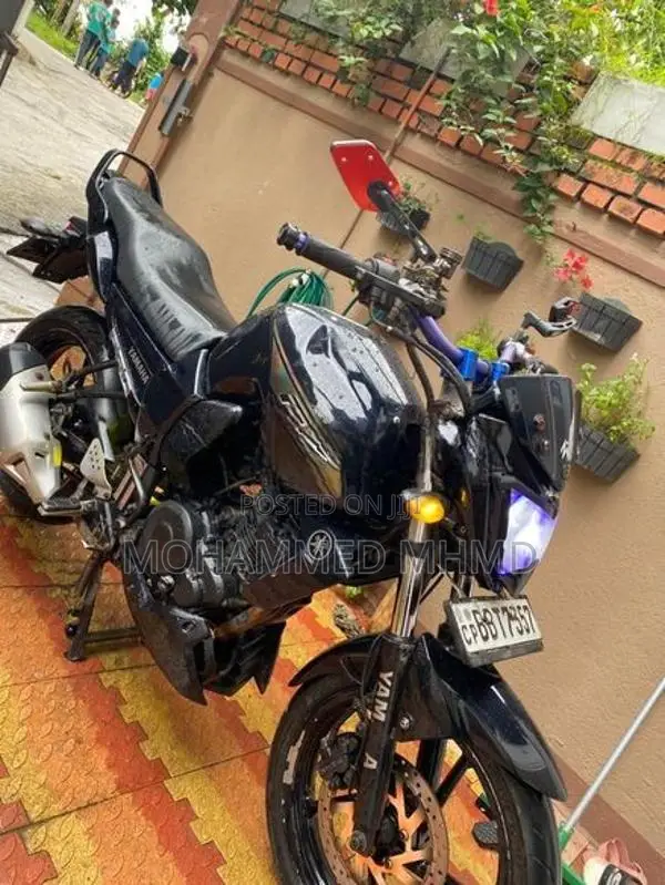 Yamaha FZ S 2014