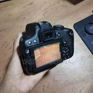 Canon EOS 750D Camera