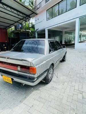 Nissan Sunny B12 1989