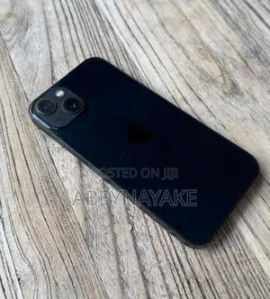 Apple iPhone 13 (Used)