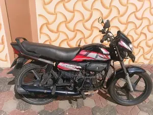 Hero HF Deluxe 2016