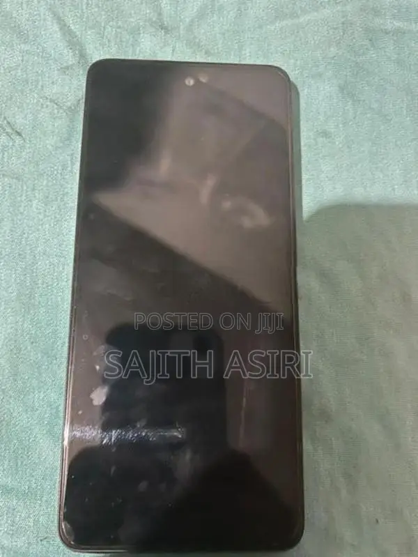 Moto G04s (Used)