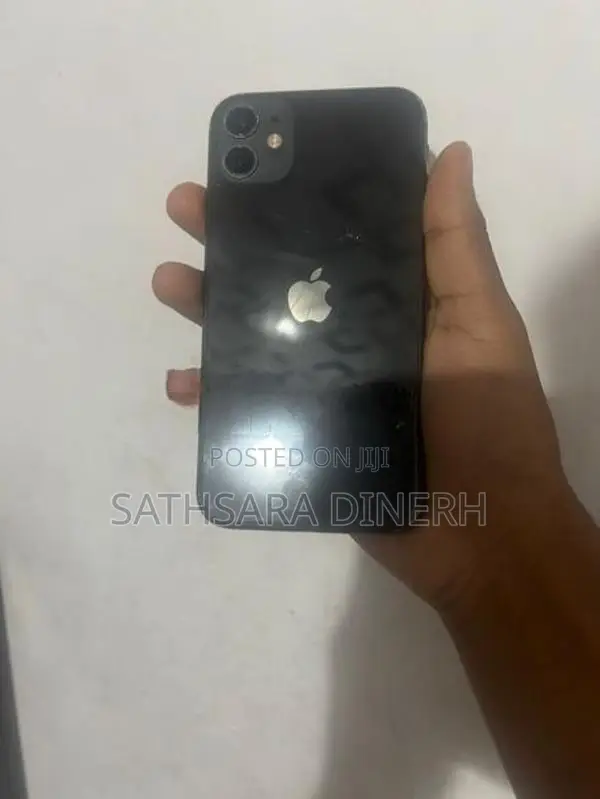Apple iPhone 11 128GB (Used)