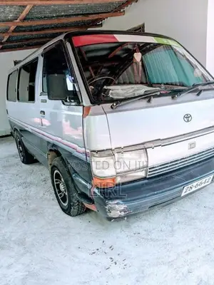 Toyota Hiace 1983