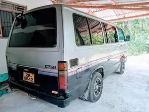 Toyota Hiace 1983