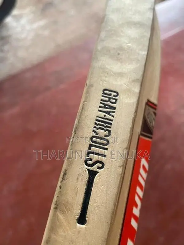 Grey Nicolls Kronus 2000 Ultrabow Bat