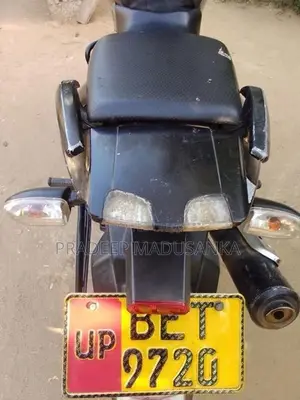 Bajaj Pulsar 180 2017