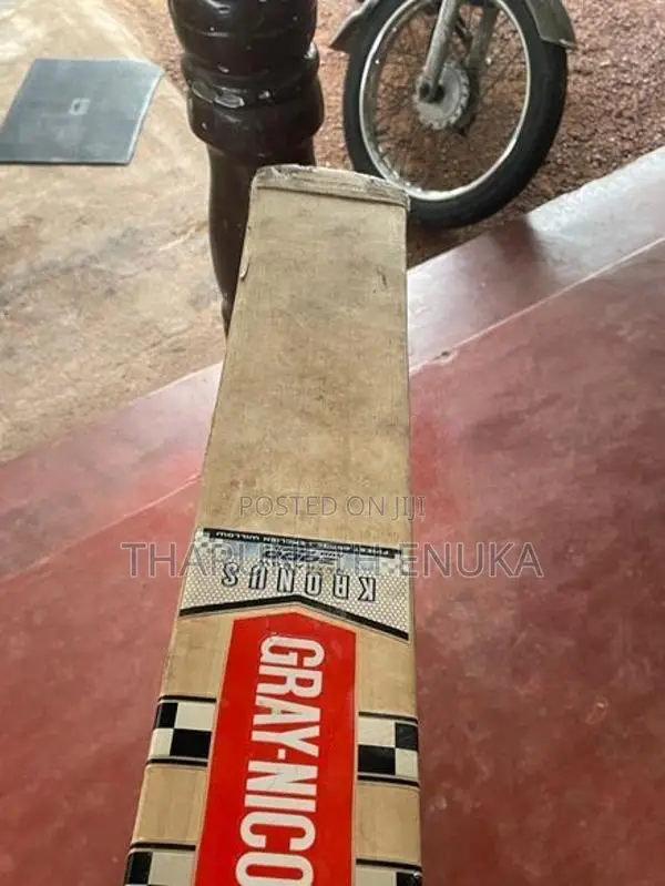 Grey Nicolls Kronus 2000 Ultrabow Bat
