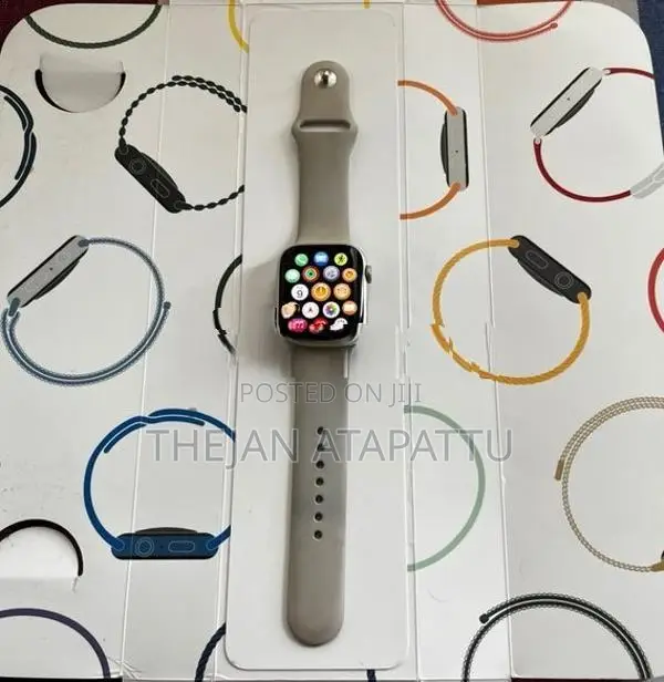 Apple Watch Series 7 45mm