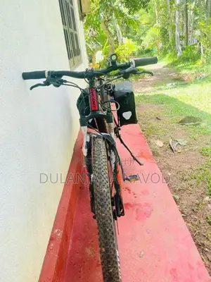 Giant Talon 3 Mountain Bike (Medium)