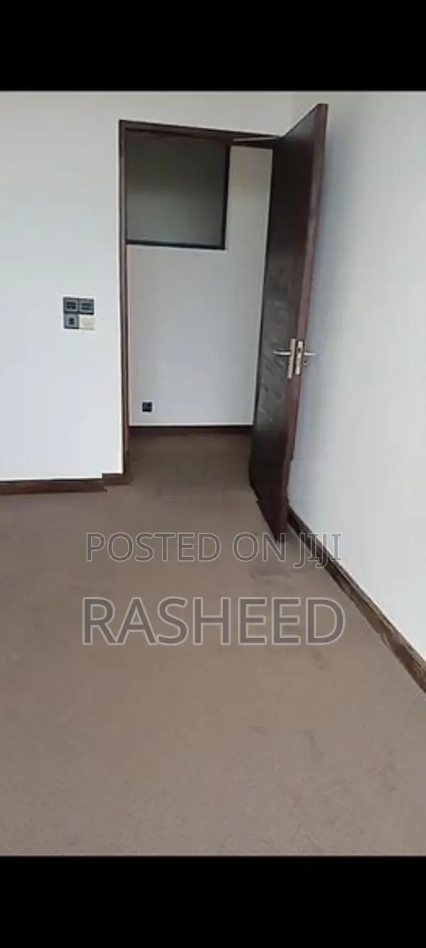 2 Bedroom Large Apartment for Rent in Galle Road Dehiwala