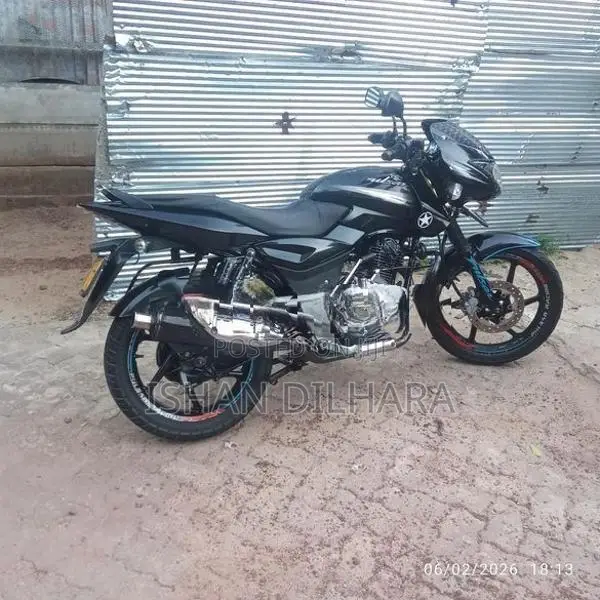 Bajaj Pulsar 150 2015