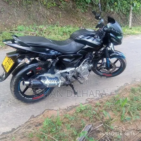 Bajaj Pulsar 150 2015