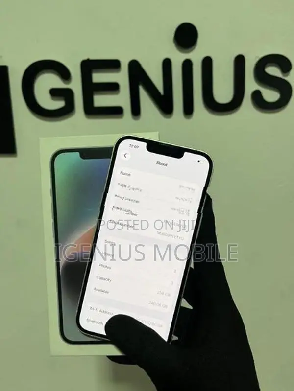 Apple iPhone 14 256GB (Used)