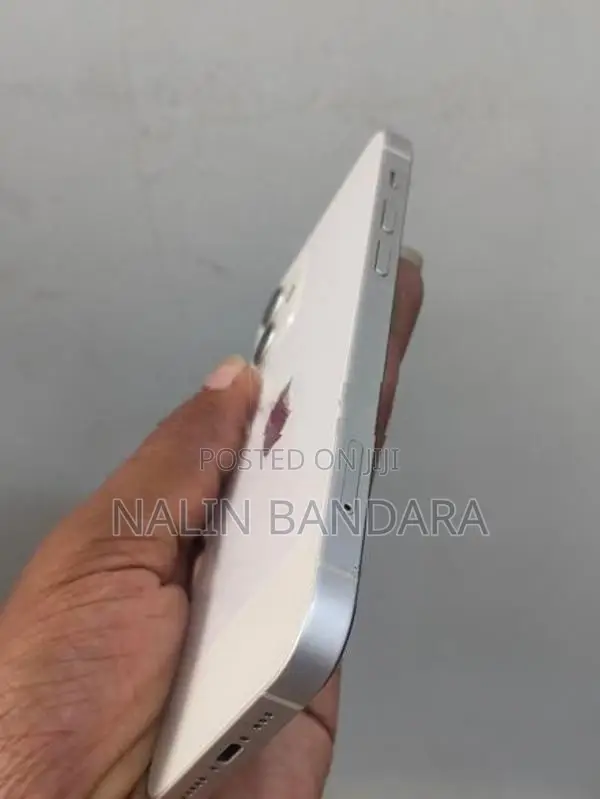 Apple iPhone 12 128GB (Used)