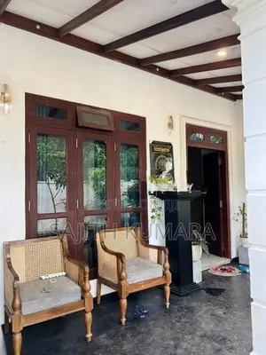 House Sale in Warakagoda