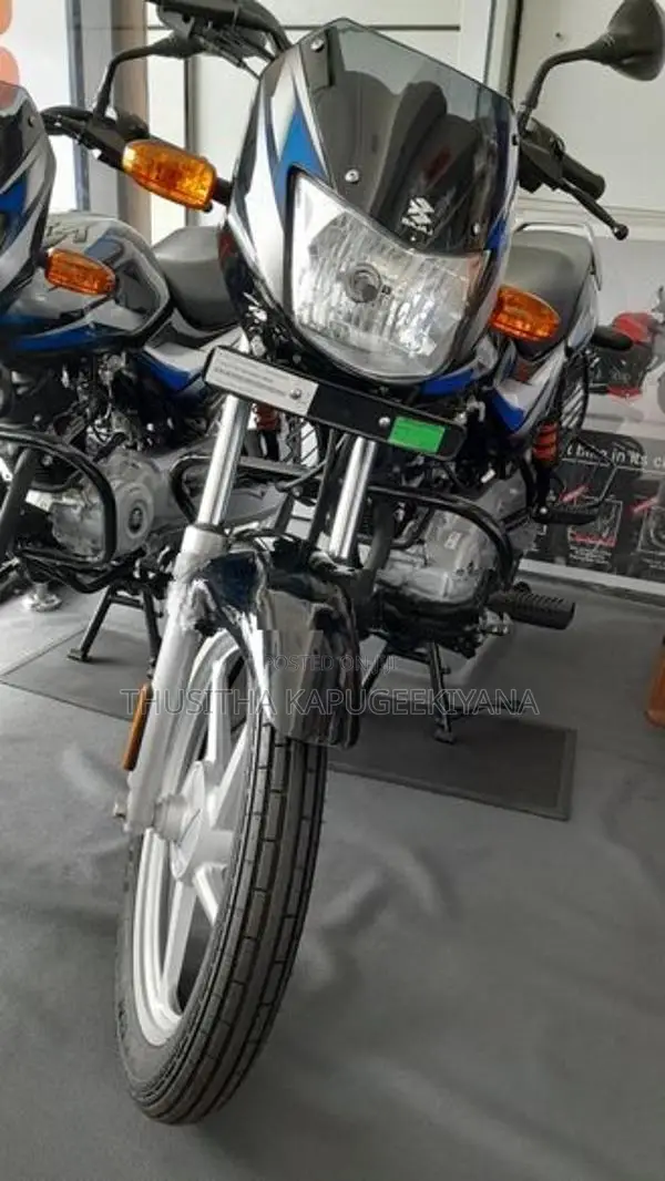 Bajaj CT100 2026