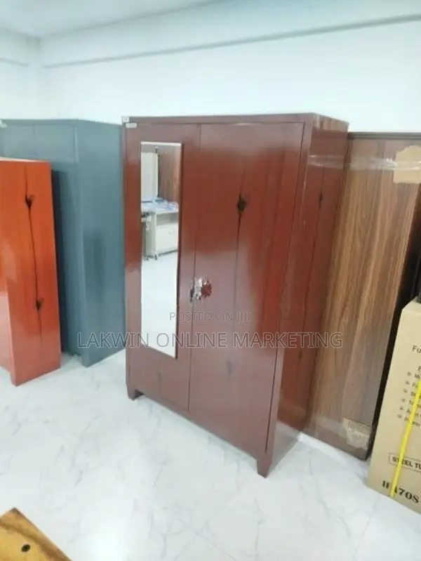 Steel Cupboard 6*4