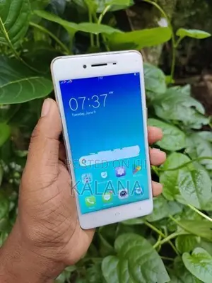Oppo A37 2GB 16GB (Used)