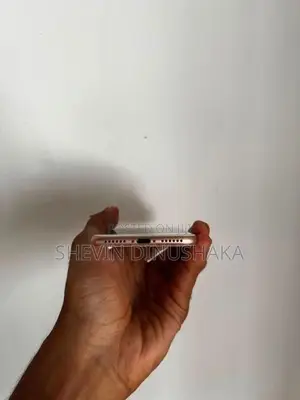 Apple iPhone 8 (Used)