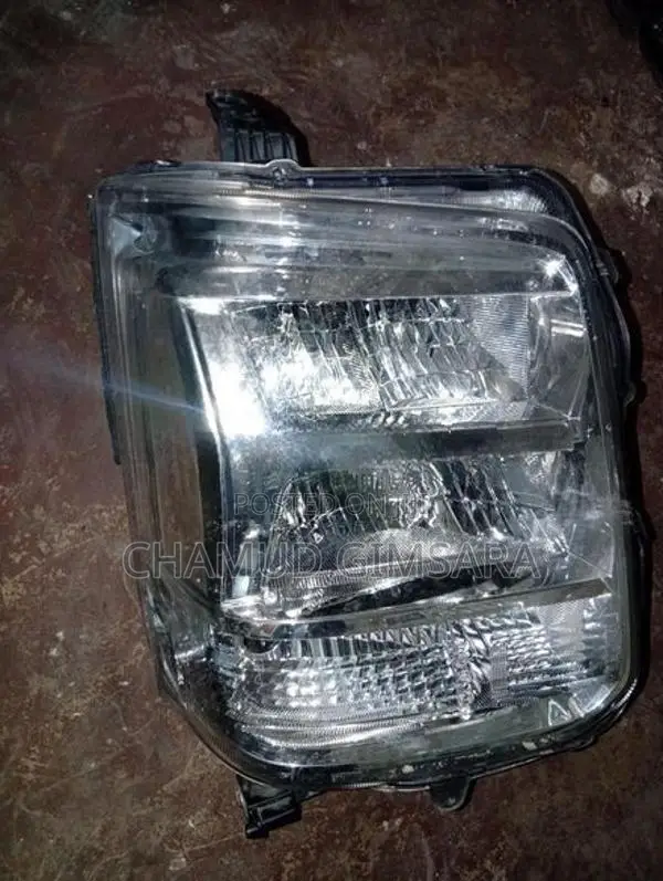Suzuki Every 2025 Head Light
