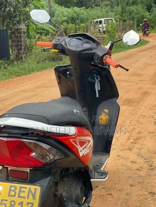 Honda Dio 2018