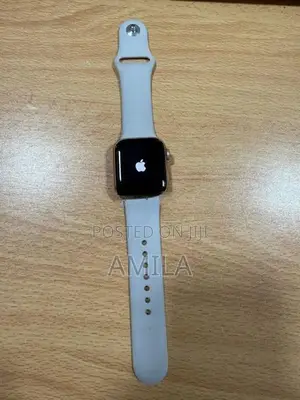 Apple iWatch SE