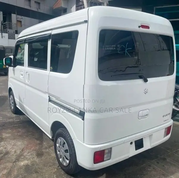 Suzuki Every 2025