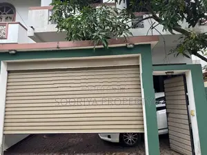 අතිනවීන සුඛෝපභෝගී දෙමහල් නිවසක් විකිණීමට ඇත - Piliyandala