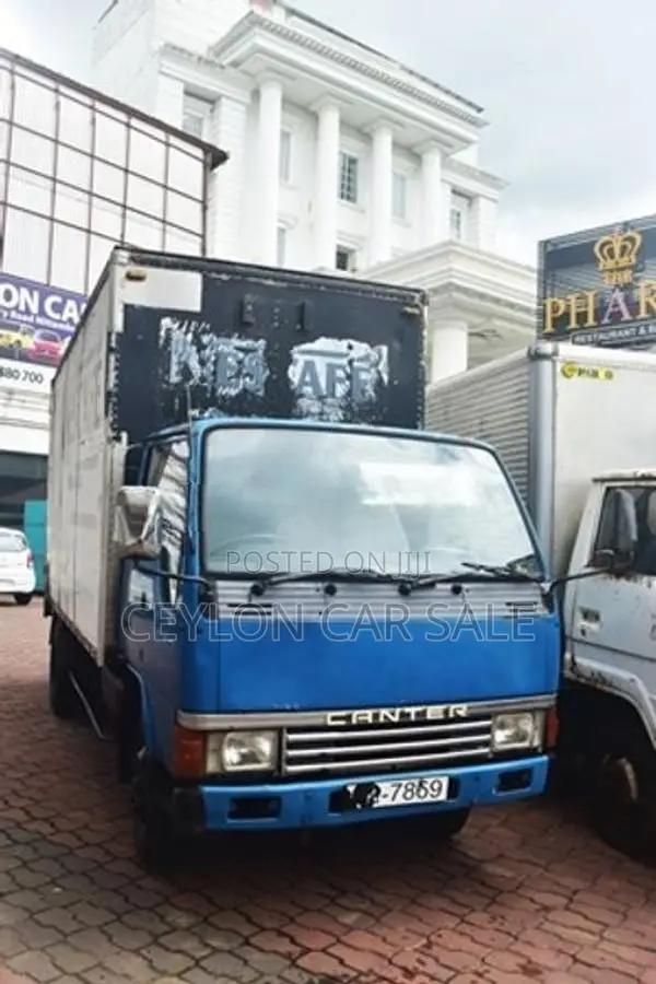Mitsubishi Canter 1986