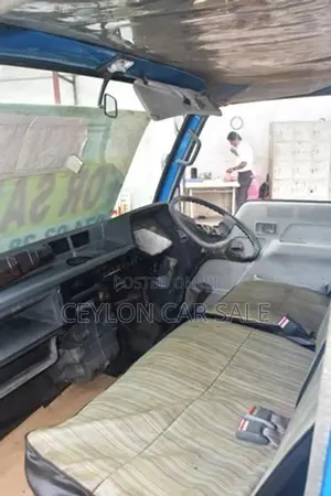 Mitsubishi Canter 1986