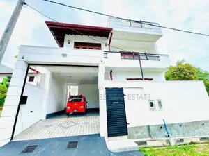 Spacious 4 Bedroom House for Sale in Kesbewa