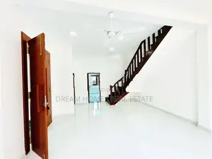 Spacious 4 Bedroom House for Sale in Kesbewa