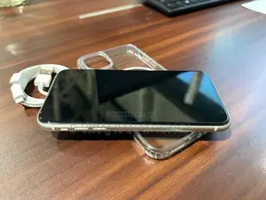 Apple iPhone 11 (Used)