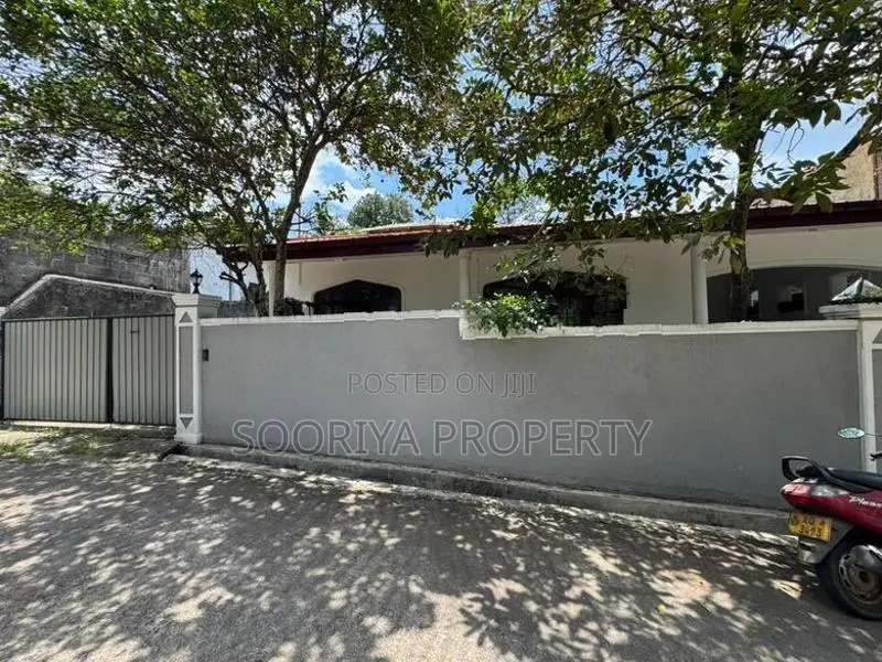 Piliyandala Mawittara 19 Perches House for Sale