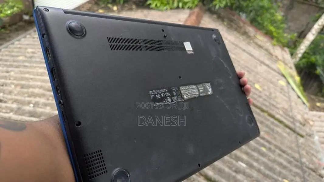 Asus Vivobook 15 Core i7 11th Gen