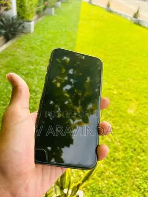 Apple iPhone 11 128GB (Used)
