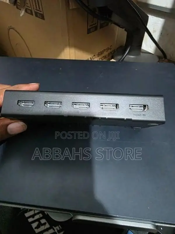 HDMI Splitter -4K 60Hz (UGREEN)