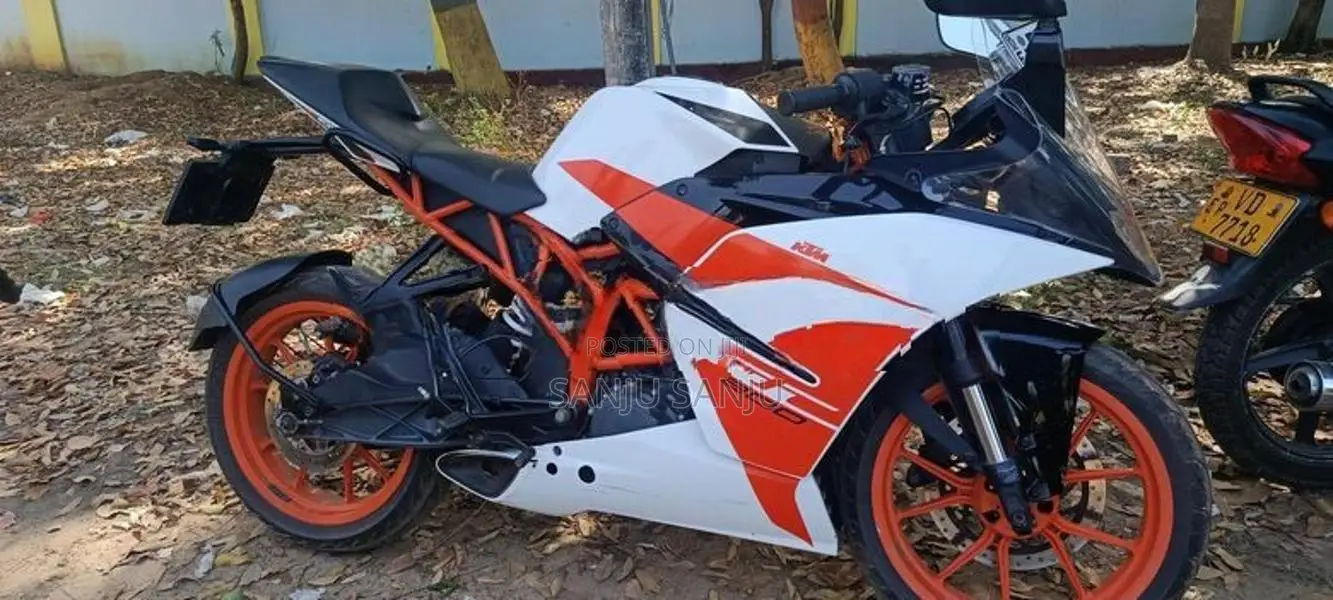 KTM RC 200 2018