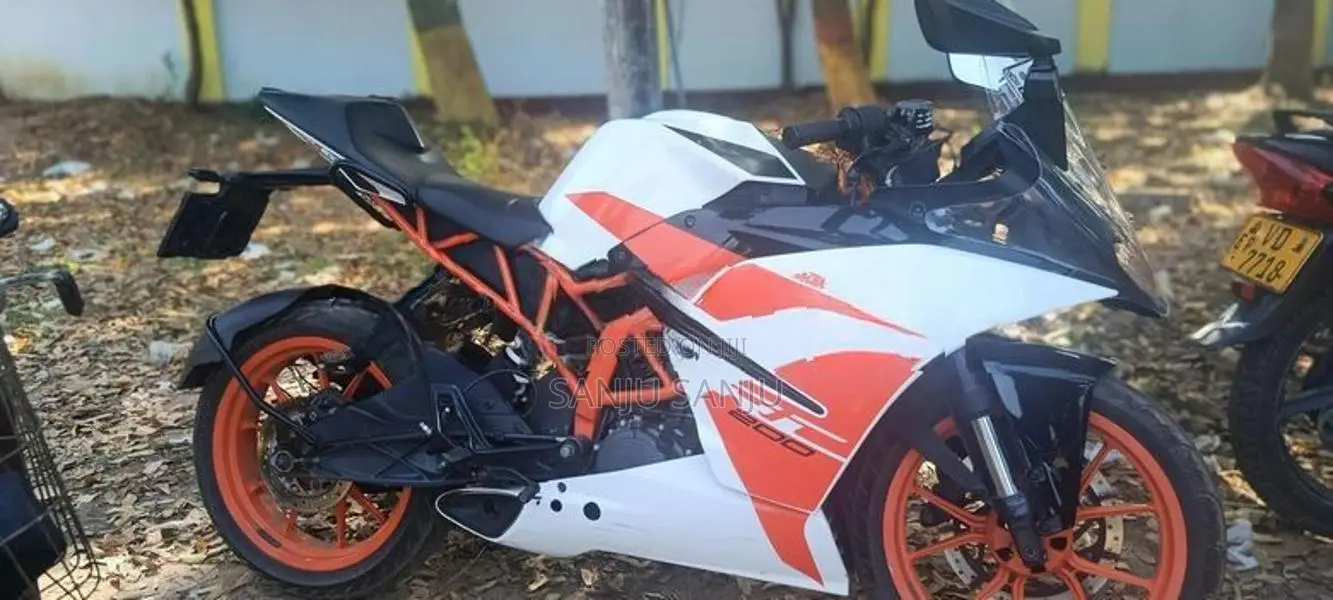 KTM RC 200 2018