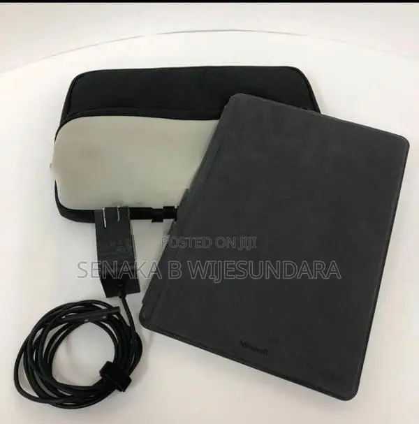 Microsoft Surface Go 1824