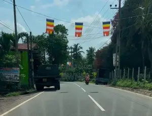ගම්පහ-වැලිවේරියට ඉතා ආසන්නව "පර්චස් 58" ක වටිනා ඉඩමක් විකිණීමට